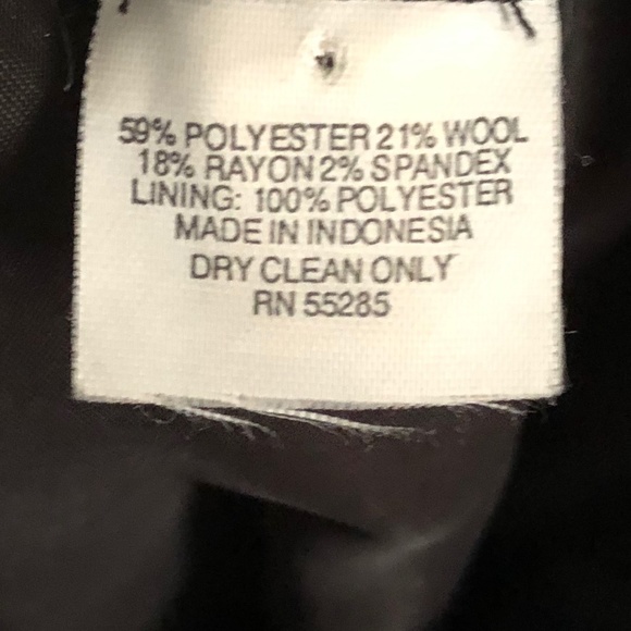 Express Pant Suit. Black/Gray Plaid Size 8 - Picture 16 of 16